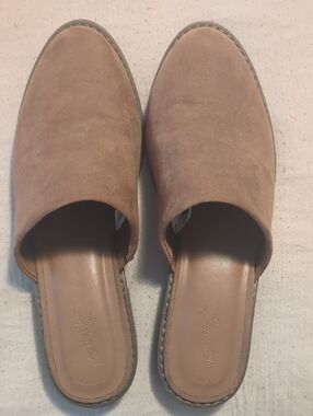 Universal Thread Suede Slip-On Mules in Taupe Brown
